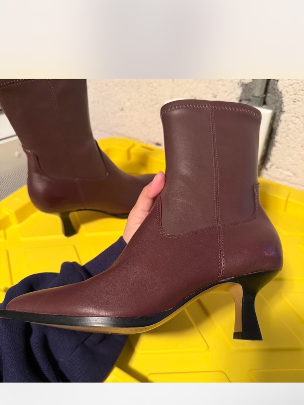 Dolce Vita Wine Arya Boots - Picture 4 of 8